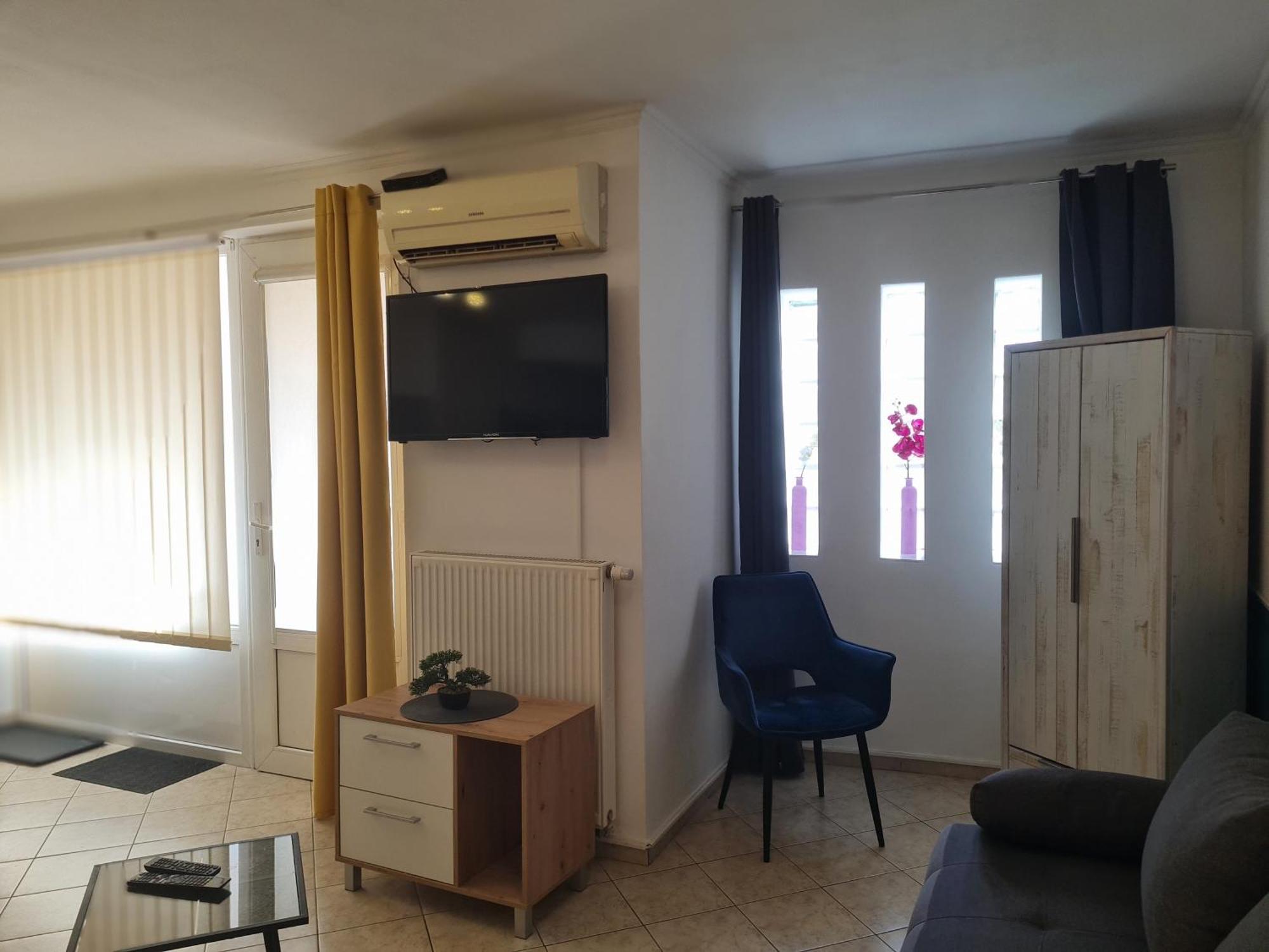 Csever Apartman Tata Exterior foto